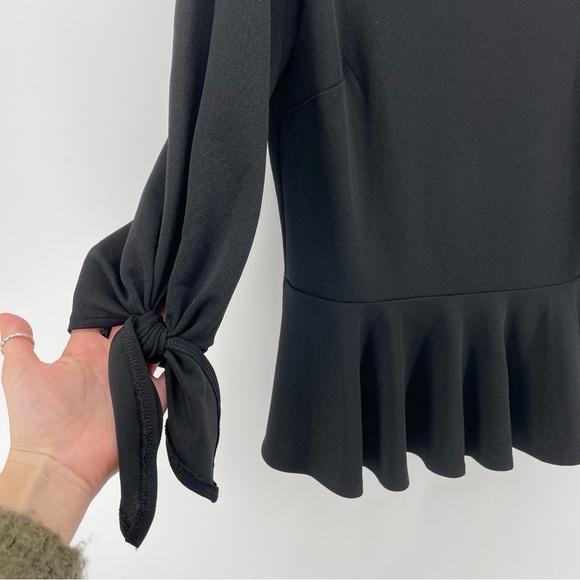 Banana Republic Women’s Peplum Blouse Black 3/4 Length Sleeve Keyhole S New - Picture 2 of 4